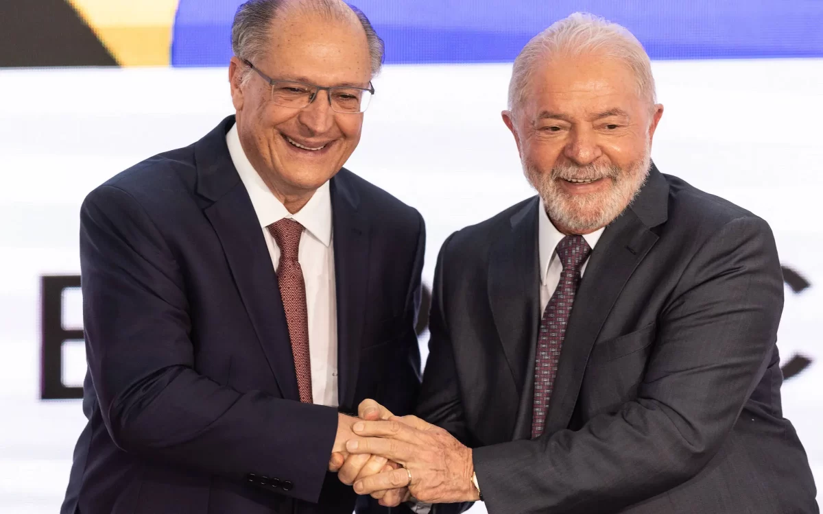 A frente democrática não é uma exceção histórica, por Ricardo Marinho